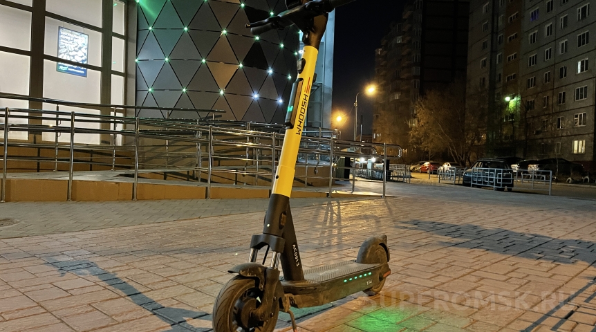 Мужчины чаще пользовались самокатами в Омске, чем женщины