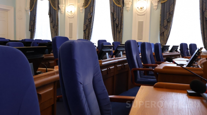 В Омской области патент на работу для иностранцев подорожает на 37 %