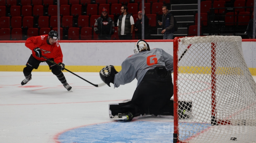 В омском «Авангарде» рассказали о снижении зарплаты одному из лидеров команды