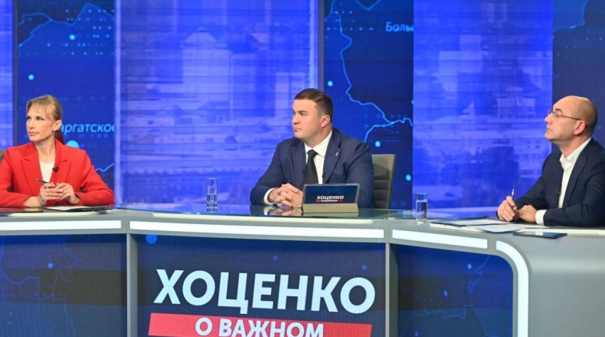 Омский губернатор Хоценко по просьбе военнослужащего поздравил его маму с Днем матери