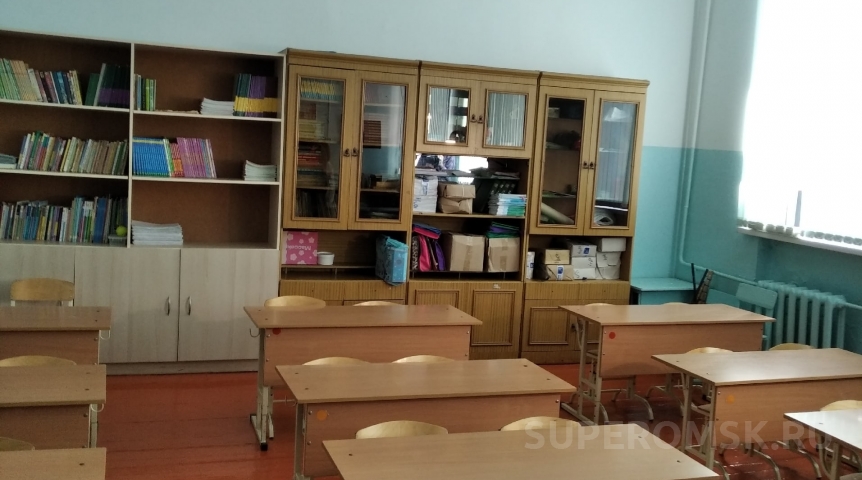 В Минобре высказались о перспективах повышения зарплат учителей в Омской области