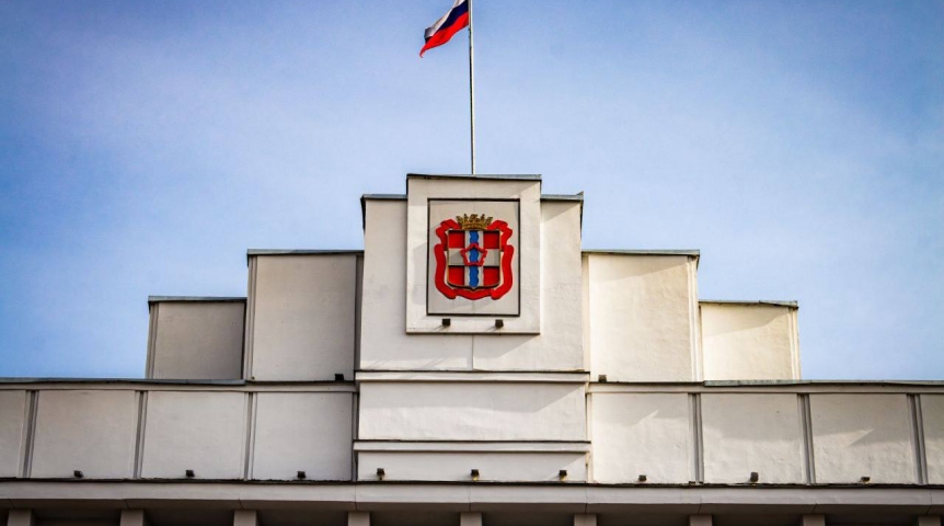 Губернатор Хоценко направил 82 млн рублей на обновление учреждений культуры в районах области