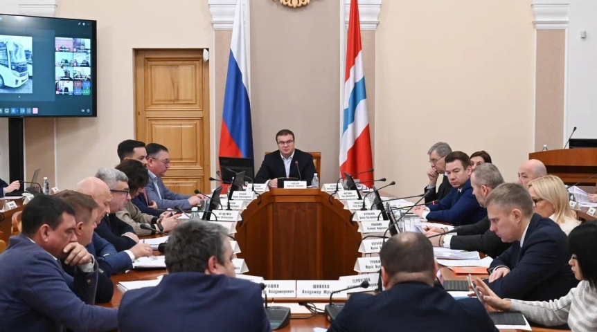 Хоценко обозначил задачи омским властям по итогам прямой линии Путина