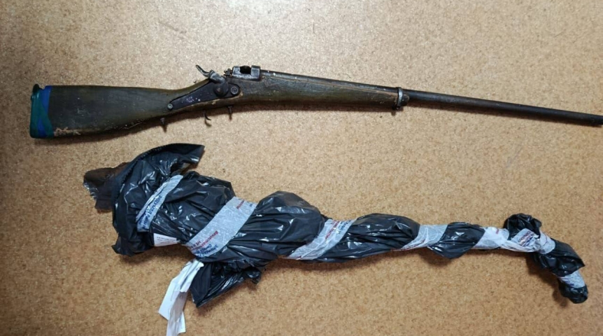 Омич присвоил себе ружье умершего отца и продал его
