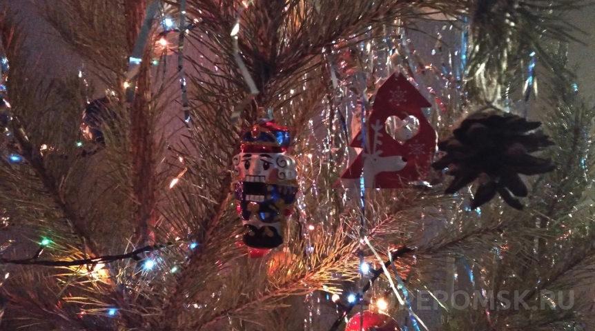 «Почта России» доставит открытки омичей родным бесплатно