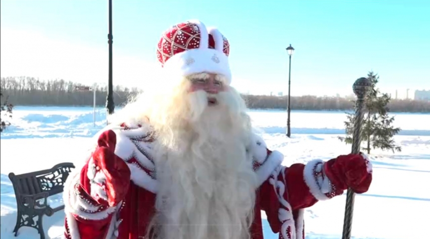 Мэр Шелест передал пожелание Деда Мороза омичам