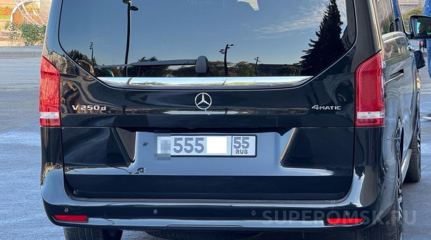 Омских водителей штрафуют за госномера не по ГОСТу