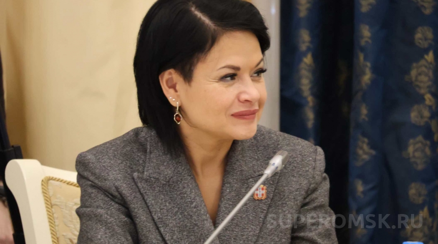 «СуперОмск» поздравляет Анастасию Терпугову с днем рождения