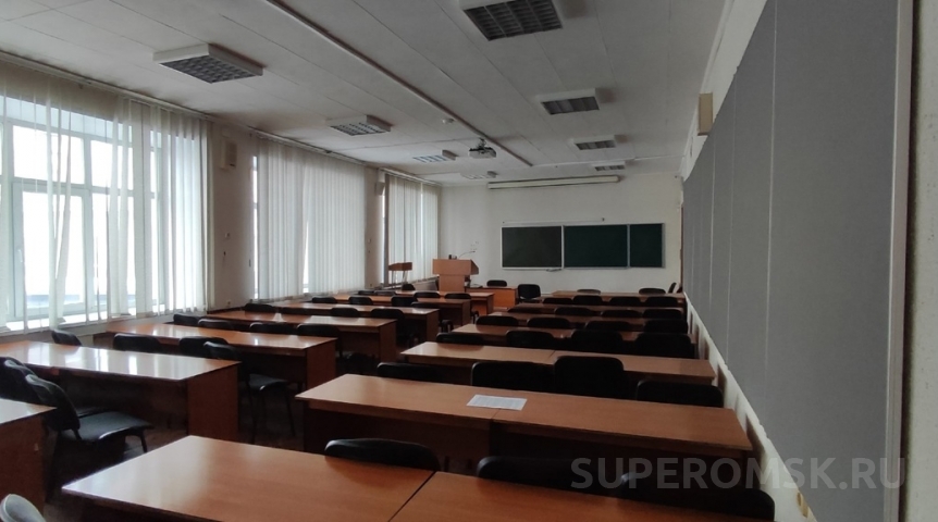 Вузы Омска сократят платные места