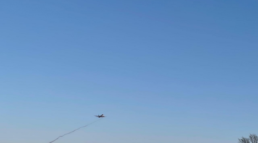 На фоне прямой линии Путина в Омске сел правительственный спецборт