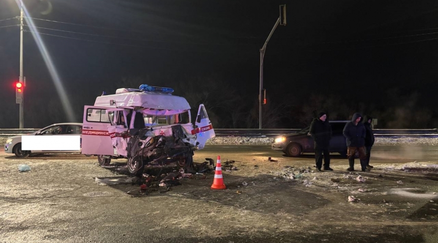 Погибший в ДТП в карете скорой омич развлекался на горке