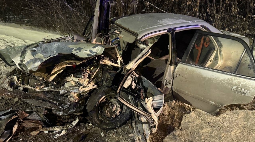 Четыре человека пострадали в жестком ДТП на окраине Омска