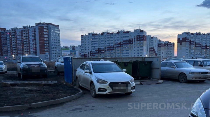 В Омске определили суммы штрафов за парковку там, где нельзя