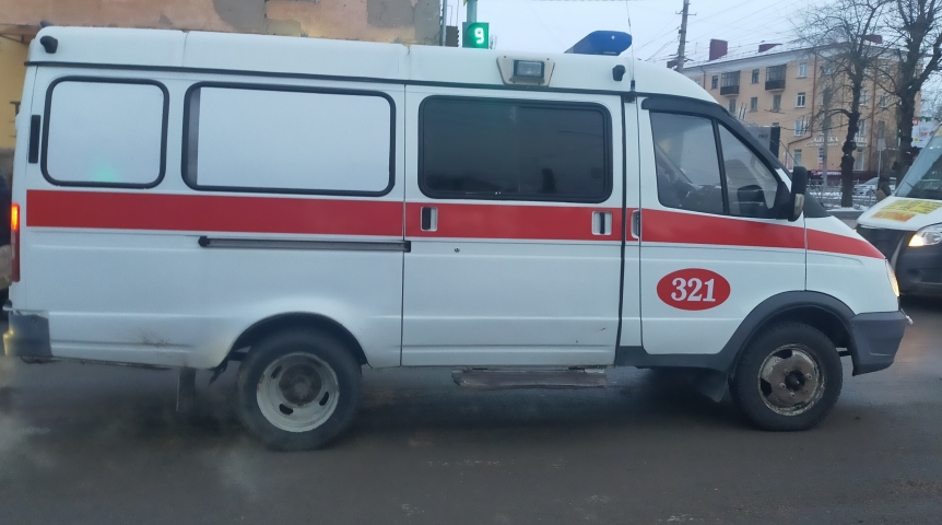 Резко подскочило число звонков на телефон спасения