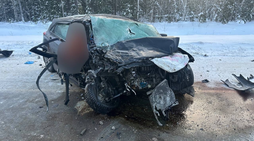 Машины раскидало по кюветам: омичка погибла в жутком ДТП на трассе