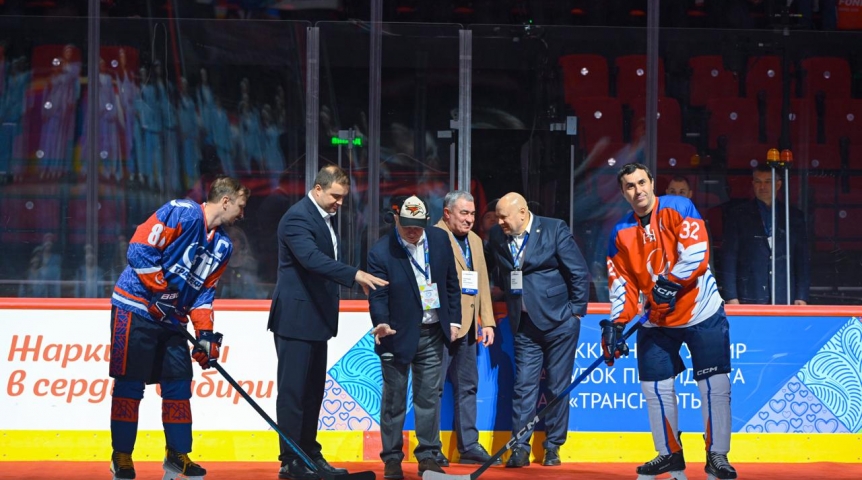 В Омске под эгидой «Транснефти» стартовал всероссийский хоккейный турнир народных команд