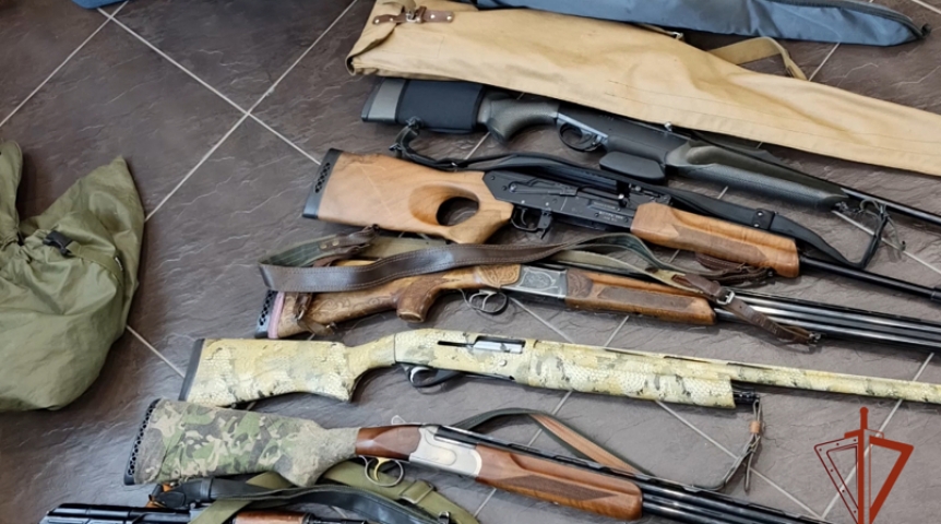 В Омской области у браконьеров конфисковали внушительный арсенал оружия