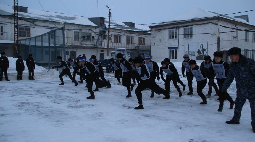 В омских колониях бежали заключенные