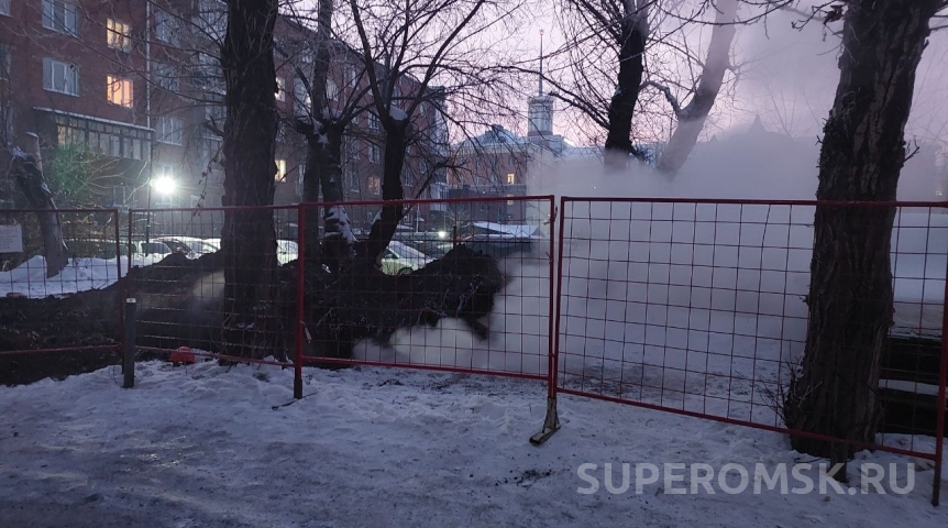 Борьба с порывами: где сегодня устранят повреждения труб в Омске