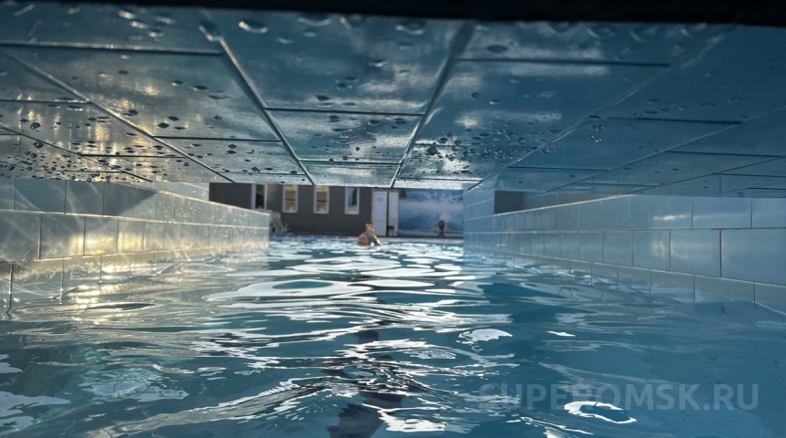 Власти высказались о ремонте омских бассейнов «Альбатрос» и «Юность»