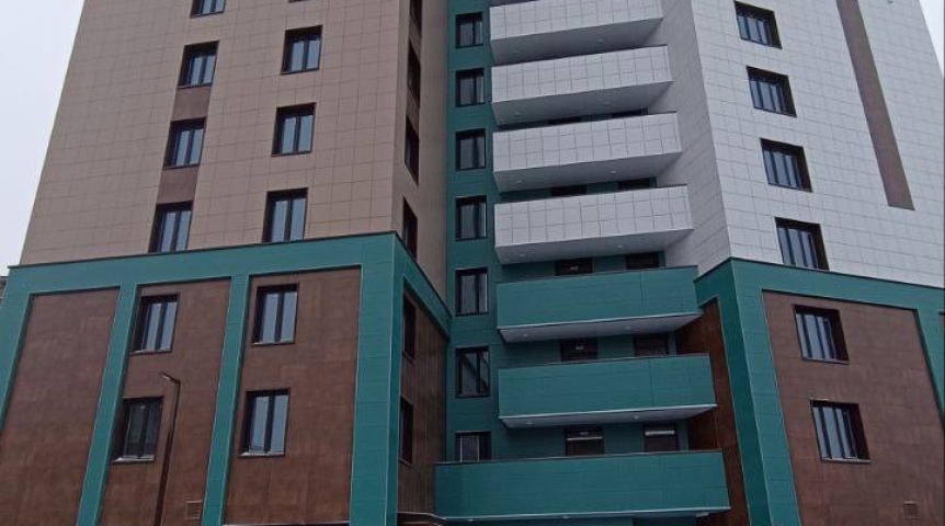 В Омске за сутки ввели три высотки на 500 квартир