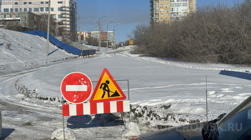 Омичи жалуются на все еще перекрытый проезд у Фрунзенского моста