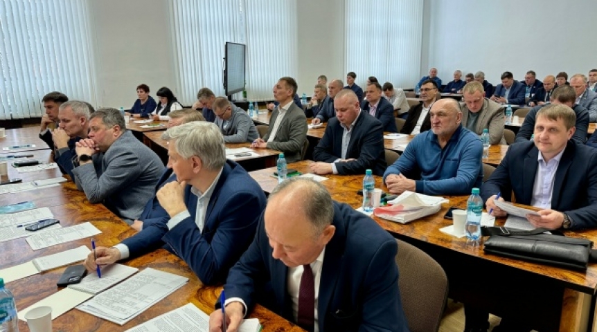 В Омской области глав районов отправили на учебу