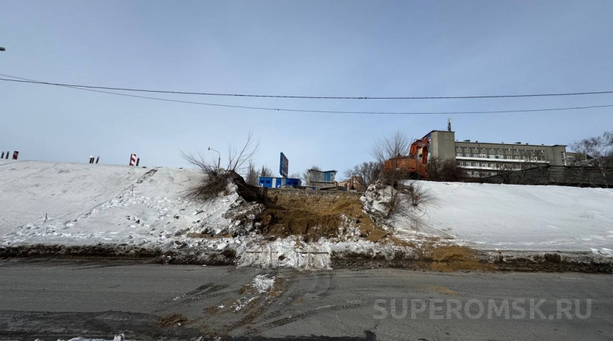 От омичей просят внимание на Фрунзенской развязке