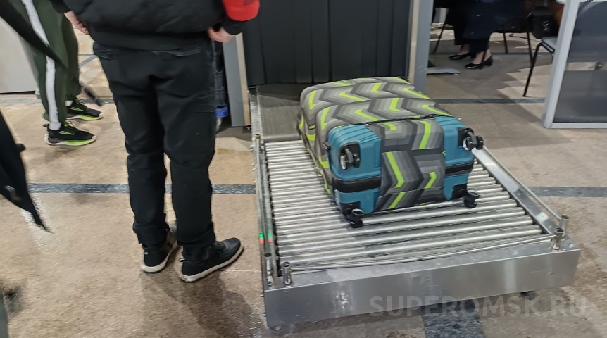 Тепловизоры в омском аэропорту «засекли» пять человек с признаками инфекции