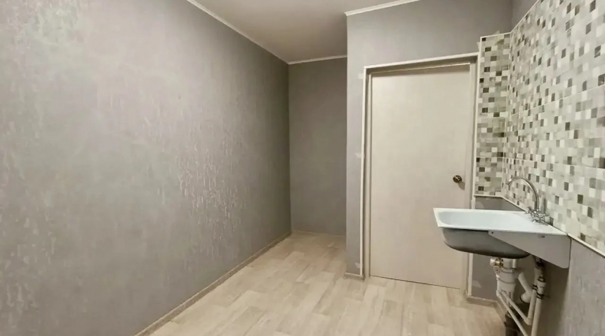 В госжилье для омичей из аварийного дома кто-то засорил канализацию