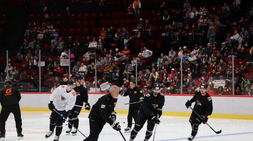 Омский «Авангард» сыграет последний домашний матч перед плей-офф