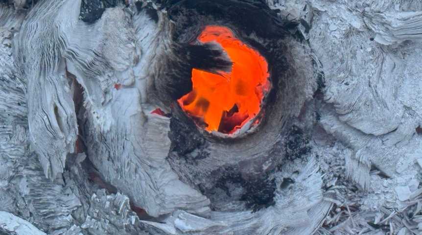 Почему темные объекты излучают свет: от угля до звезд