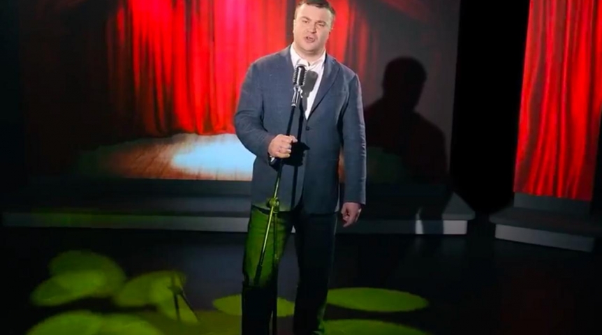 Хоценко, Шелест и хоккеист «Авангарда» спели для омичек на 8 Марта