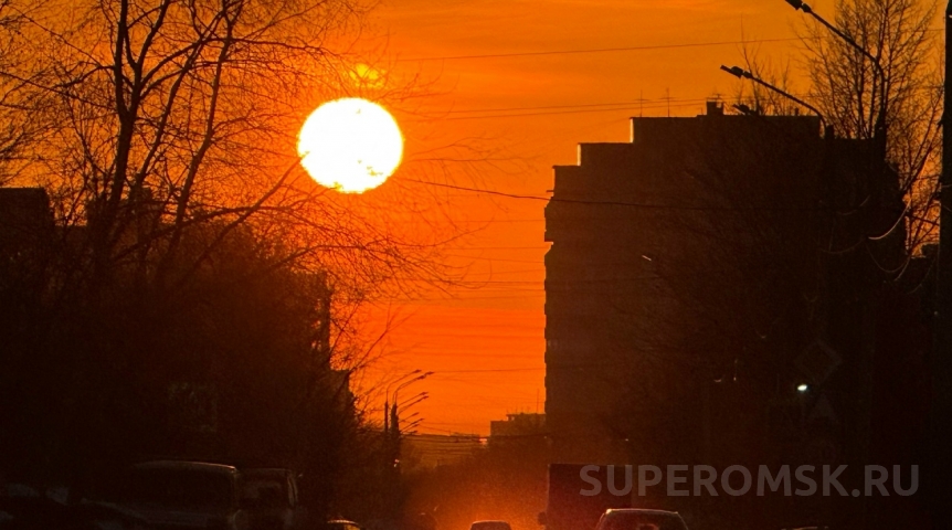 Зима возвращается: на Омскую область передали мощный снегопад и похолодание