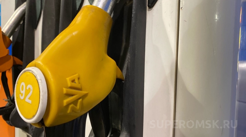 В Омске вместе с бензином стал дорожать газ для автомобилей