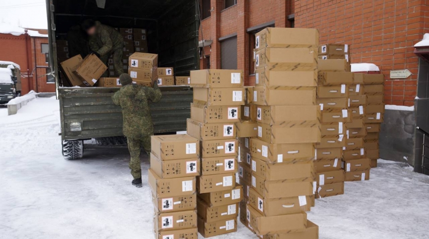 Омские таможенники конфисковали более 1,5 тысячи солнечных панелей и передали их военным