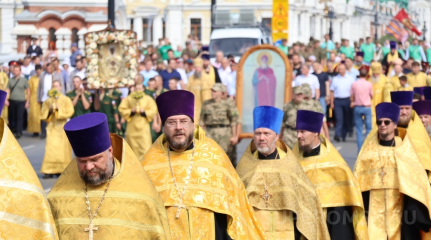 В Омске сдвинулась встреча Благодатного огня из-за сложностей с авиасообщением
