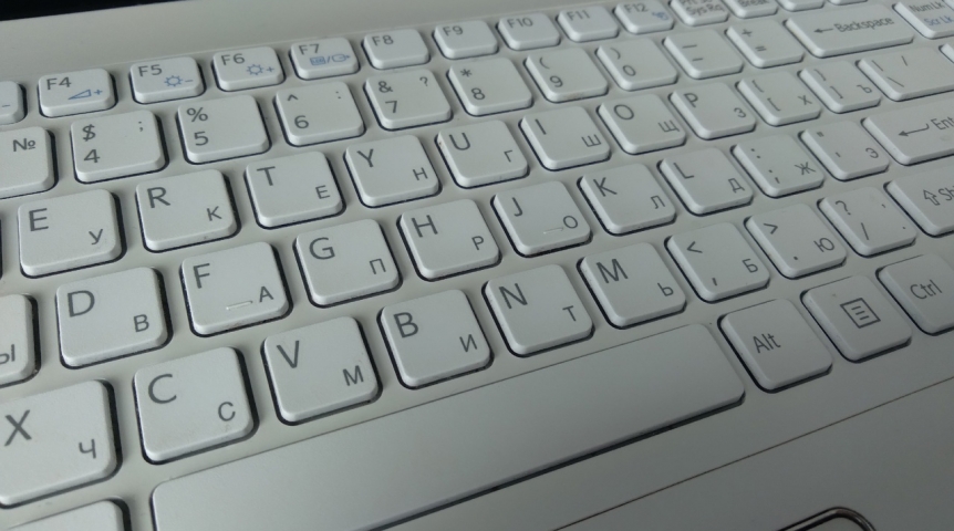 Сайт КХЛ и «Соловьев Live»: Минцифры расширило «белые списки» интернета