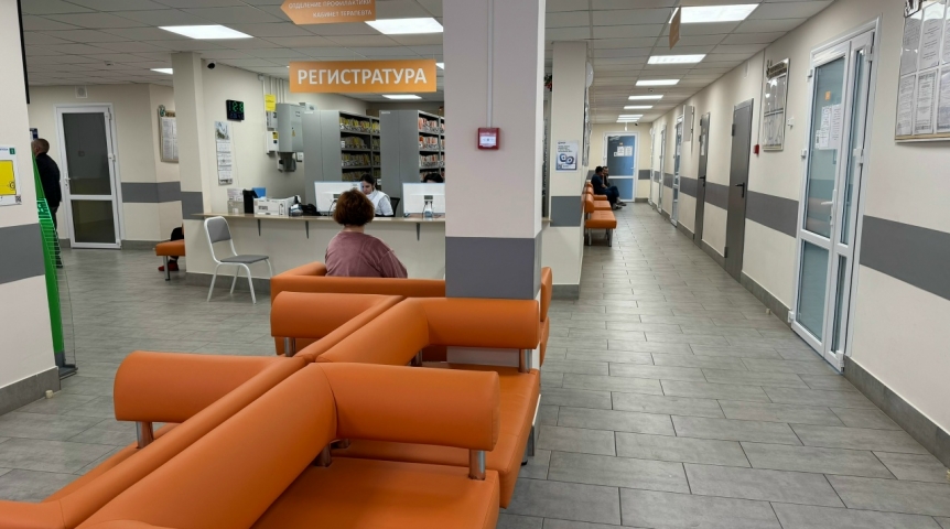 Омичам показали, как преобразилась городская поликлиника № 2