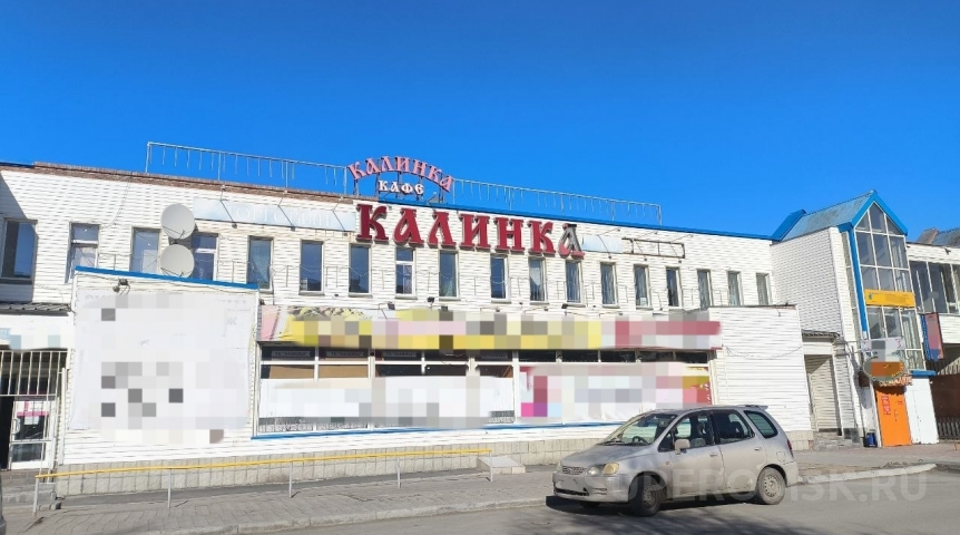 В Омске сдают в аренду два кафе: одно из них неоднозначно известное