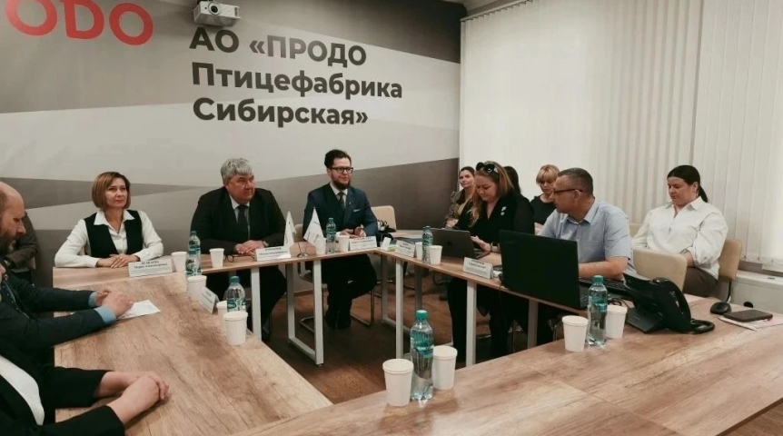 Крупный производитель мяса птицы из Омского района усиливает производительность труда