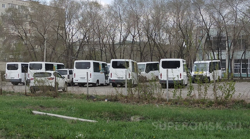 Маршрутную сеть в Омске начали менять