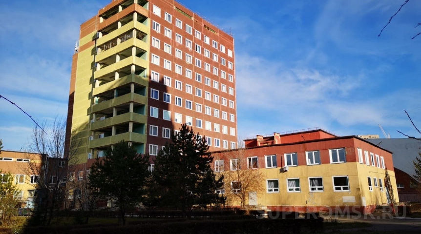 В Омске хирурги спасли пациента с редким осложнением хронического панкреатита