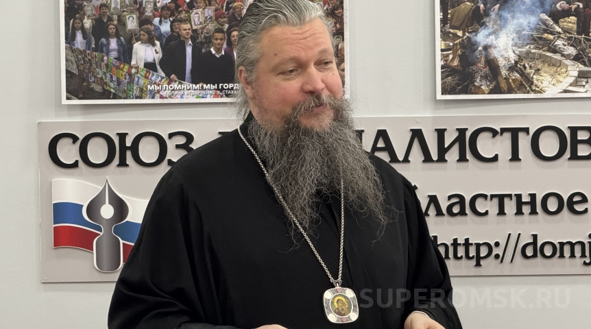 «Прямого запрета нет»: омский митрополит Дионисий рассказал, можно ли некрещеным носить крестик