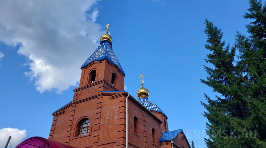 В омских храмах пройдут молебны о выпускниках перед ЕГЭ