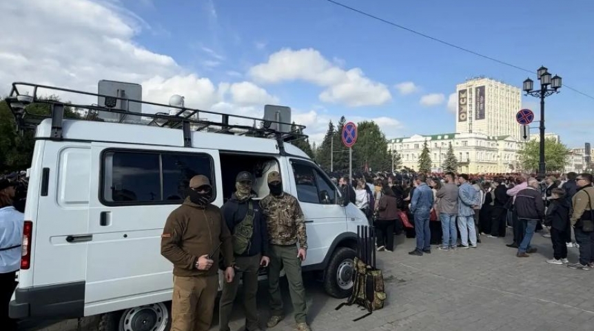 Шелест показал машину для блокировки беспилотников в Омске