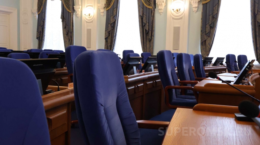 Выберут 44 депутата: в Омской области дали старт избирательной кампании