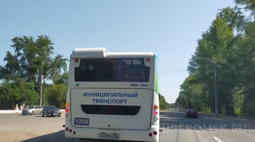 В Омске на несколько дней изменятся схемы движения автобусов через центр