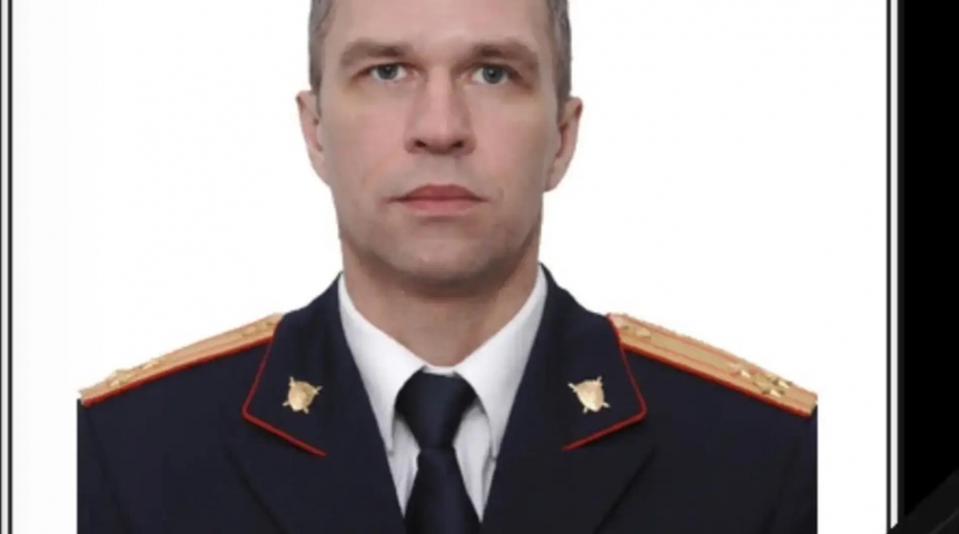 Cотрудники СК по Омской области простились с коллегой, погибшим при выполнении воинского долга