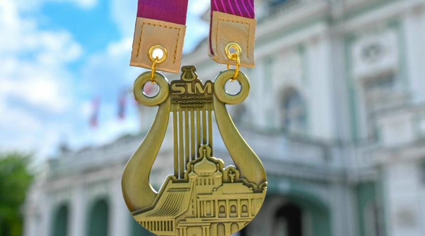 Омичам показали, как выглядит медаль SIM-2026
